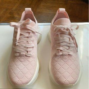 Myles-Q Sneaker Color Pink and Brand New